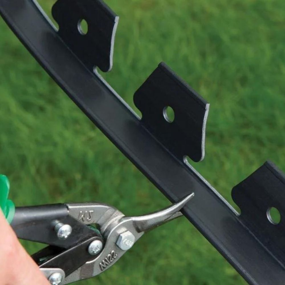 Plastic Lawn Edging - 5cm Face Height (per m): image 3
